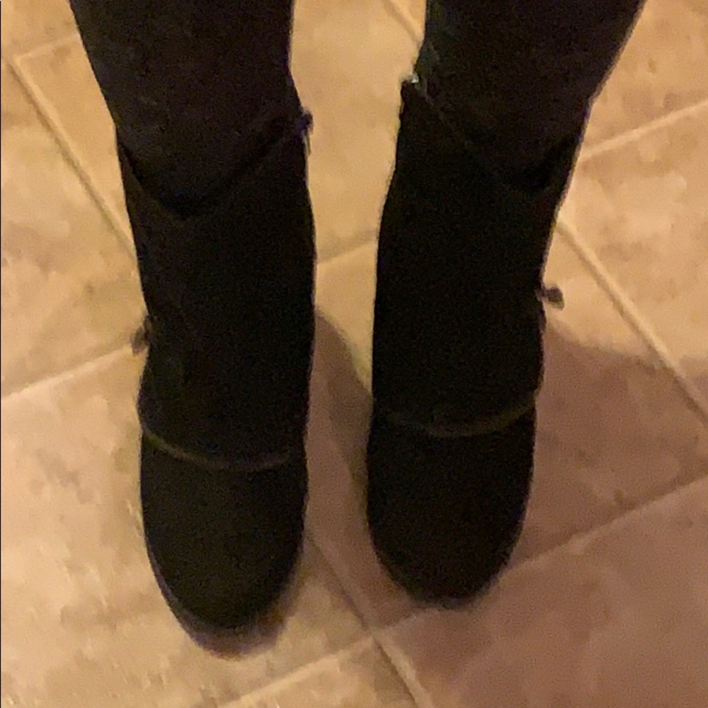 Boots 👢 - Picture 2 of 2